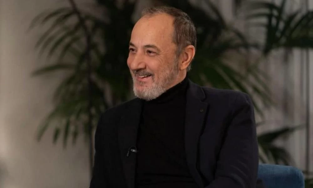 Στέλιος Μάινας: Ο ηθοποιός πήρε θέση για τις γυναικοκτονίες και το ελληνικό metoo